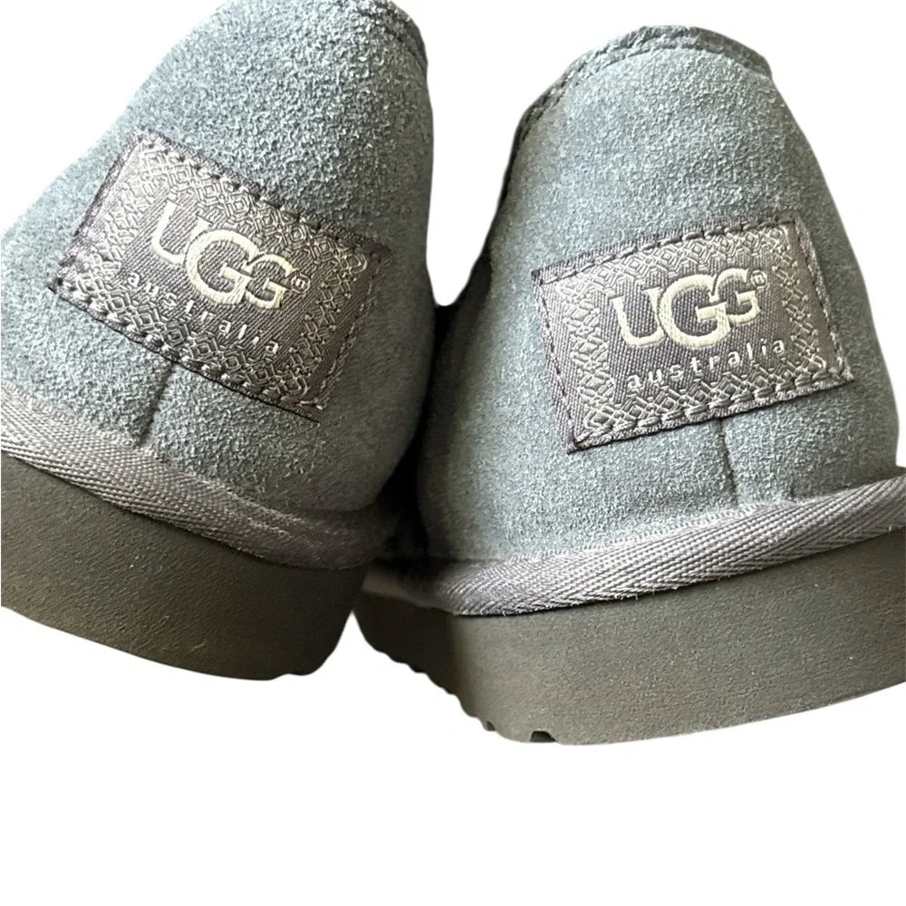 UGG Grey Boots Classic Cardy Size 9 Good Used Condition